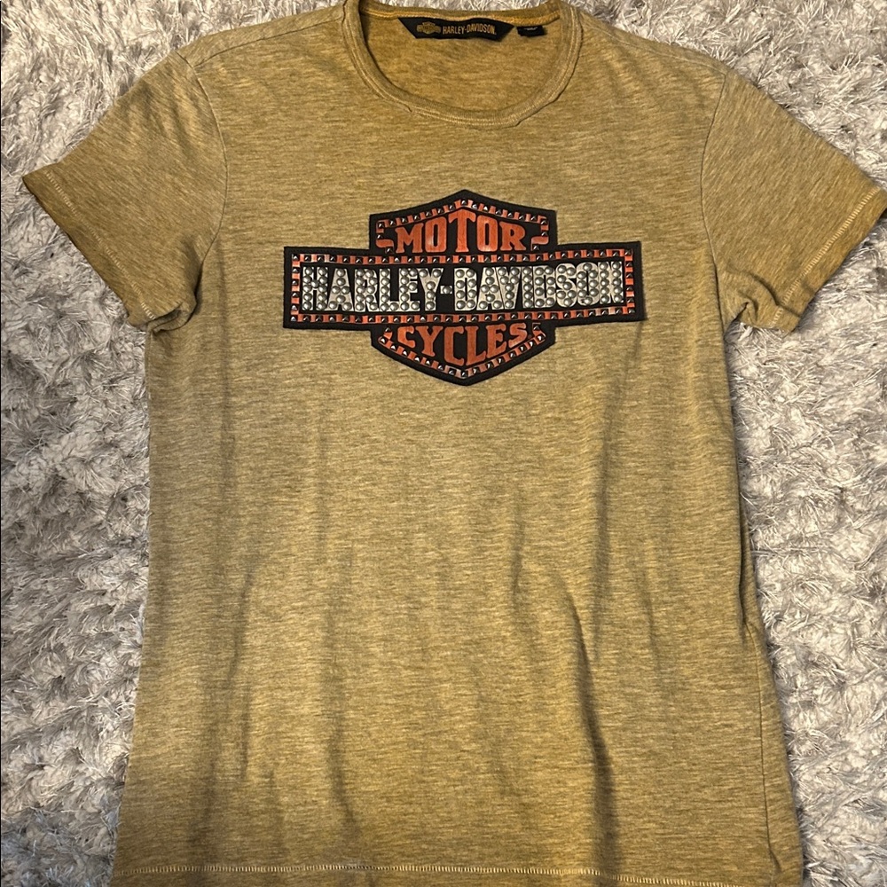 Harley Davidson women’s tee. Size M